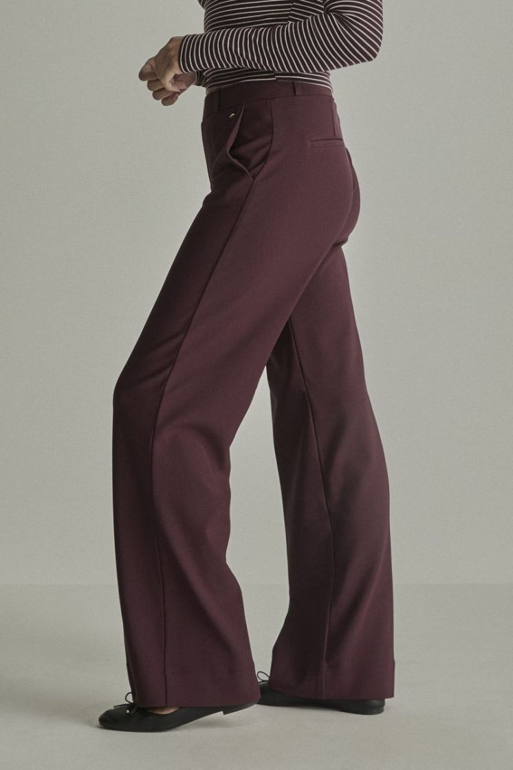  434 BURGUNDY